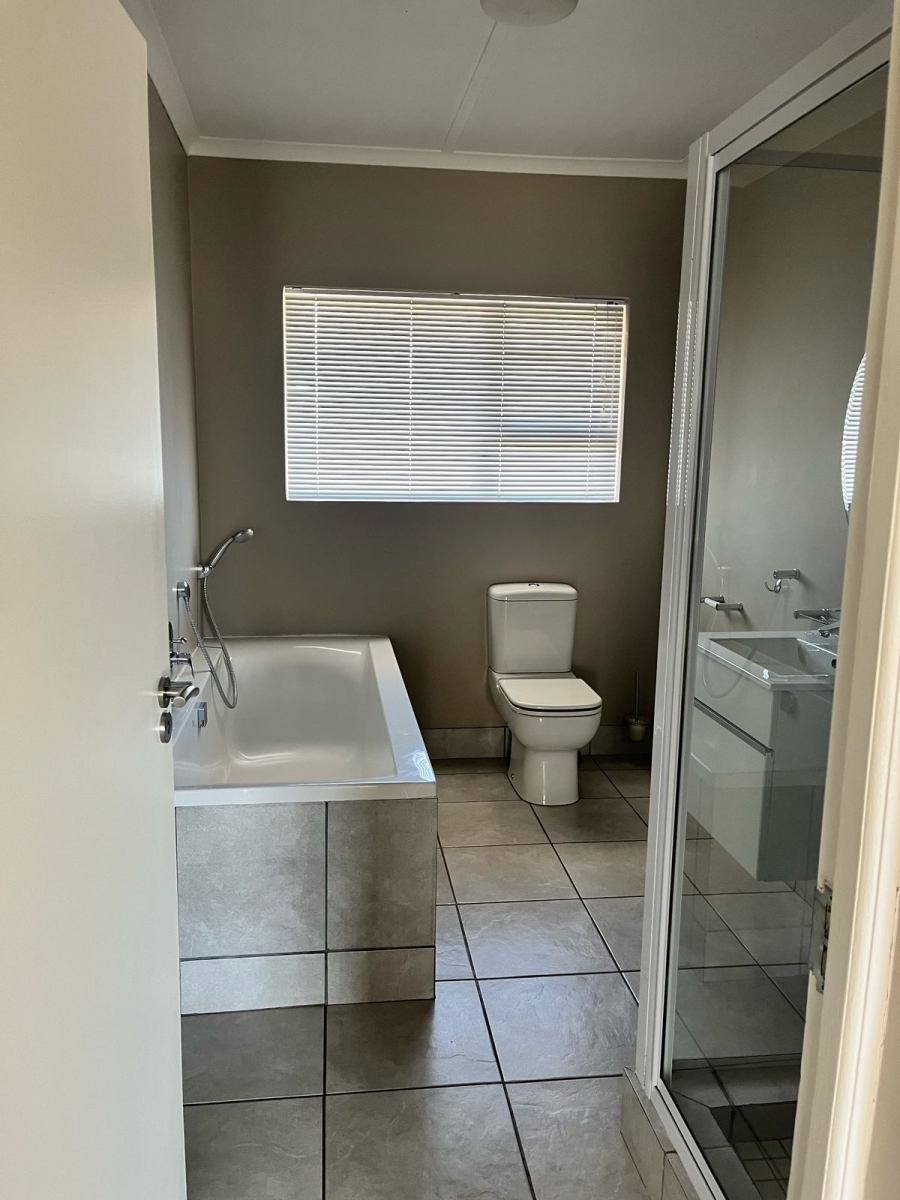 To Let 3 Bedroom Property for Rent in Top Town Eastern Cape